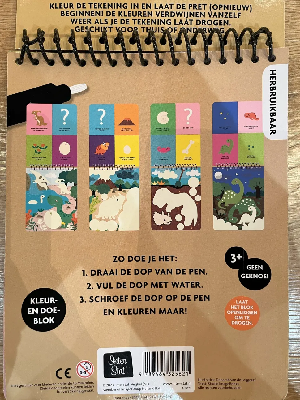 Kleuren met water Dino's