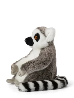 WWF Maki Zittend 23cm